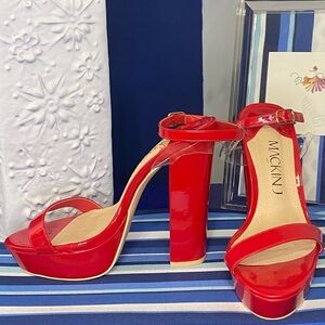 Red patent chunky platform ankle strap high heel sandals Mackin J sz 10